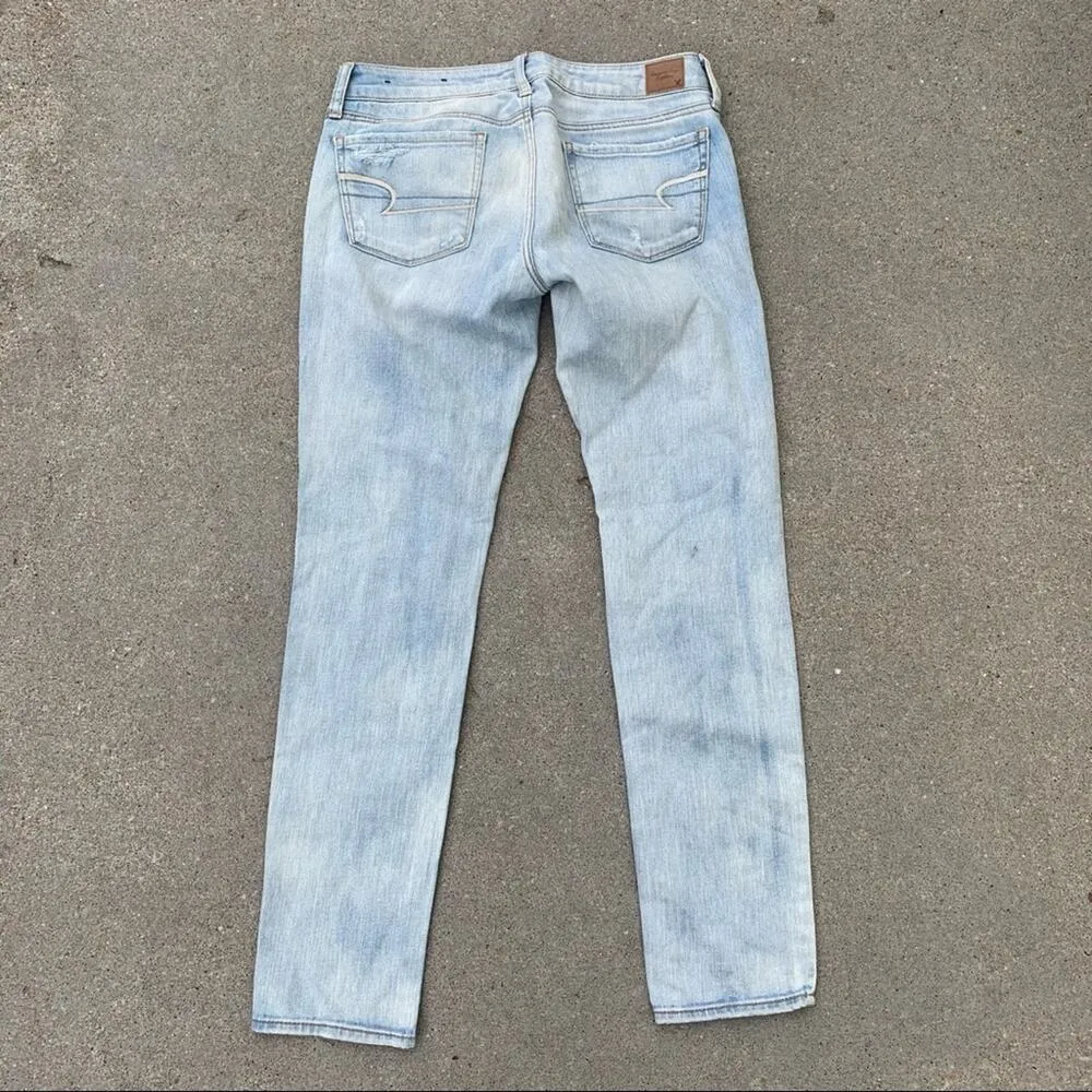 AEO light wash distressed skinny jeans STRETCH 6 REGULAR - Image 5
