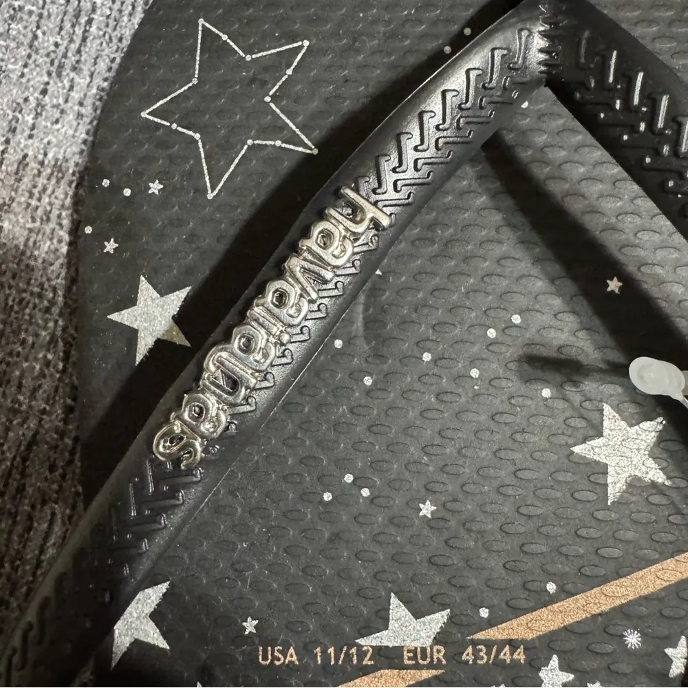 Havaianas  Slim Logo Flip Flops - Image 3