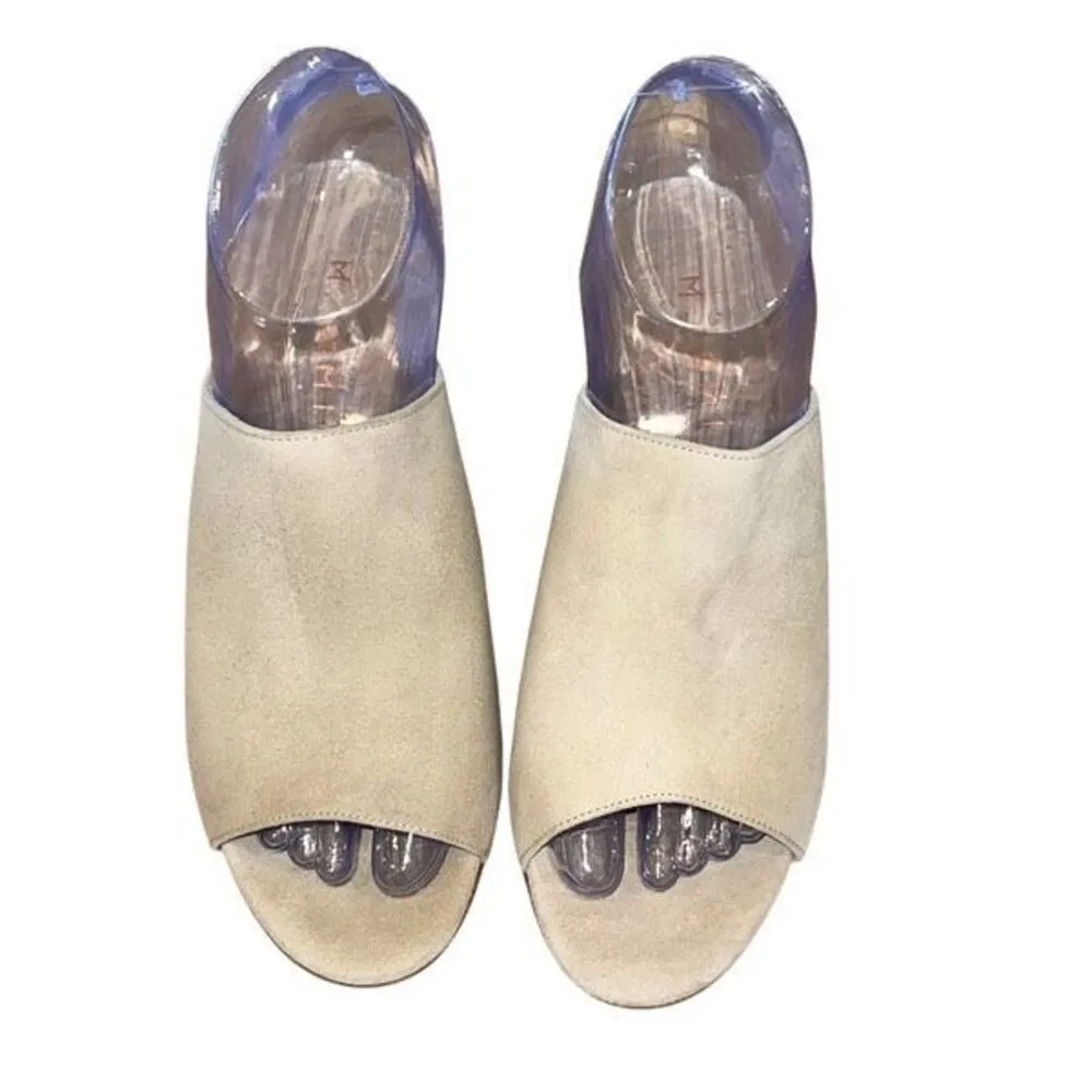 M. Gemi Womens The Noto Suede Slip On Block Heel Mule Sandals Cream Size (38) 7. - Image 2