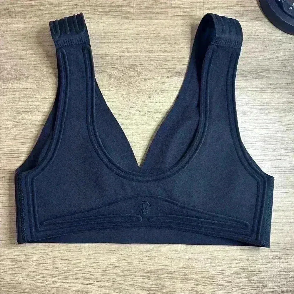 Lululemon Get in Line Bra Light Support, A/B Cups Black / Black - Image 2