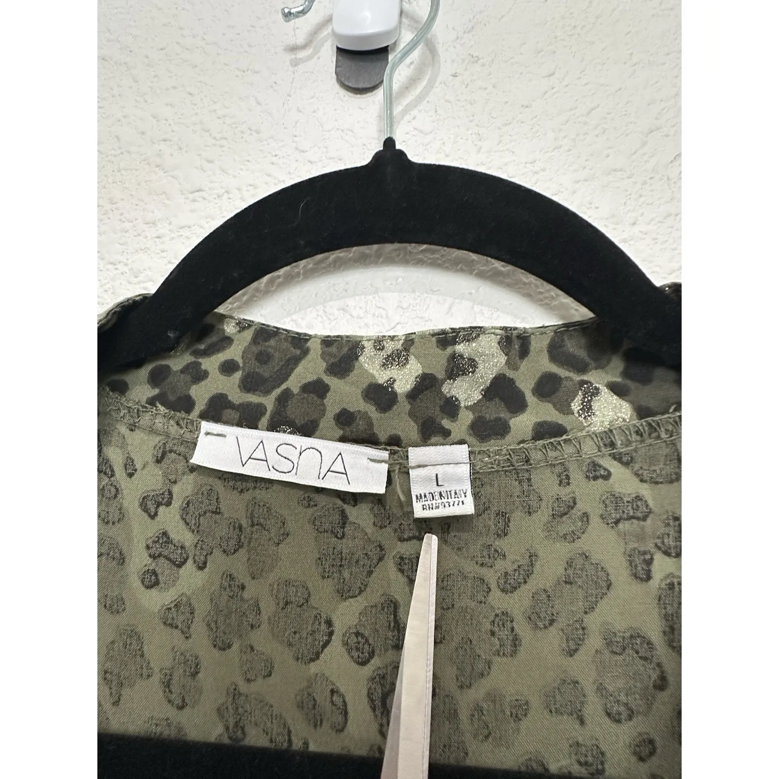 Vasna Viscose Tiered Animal Print Dress Made in Italy Size L Color Green Size L - Image 4