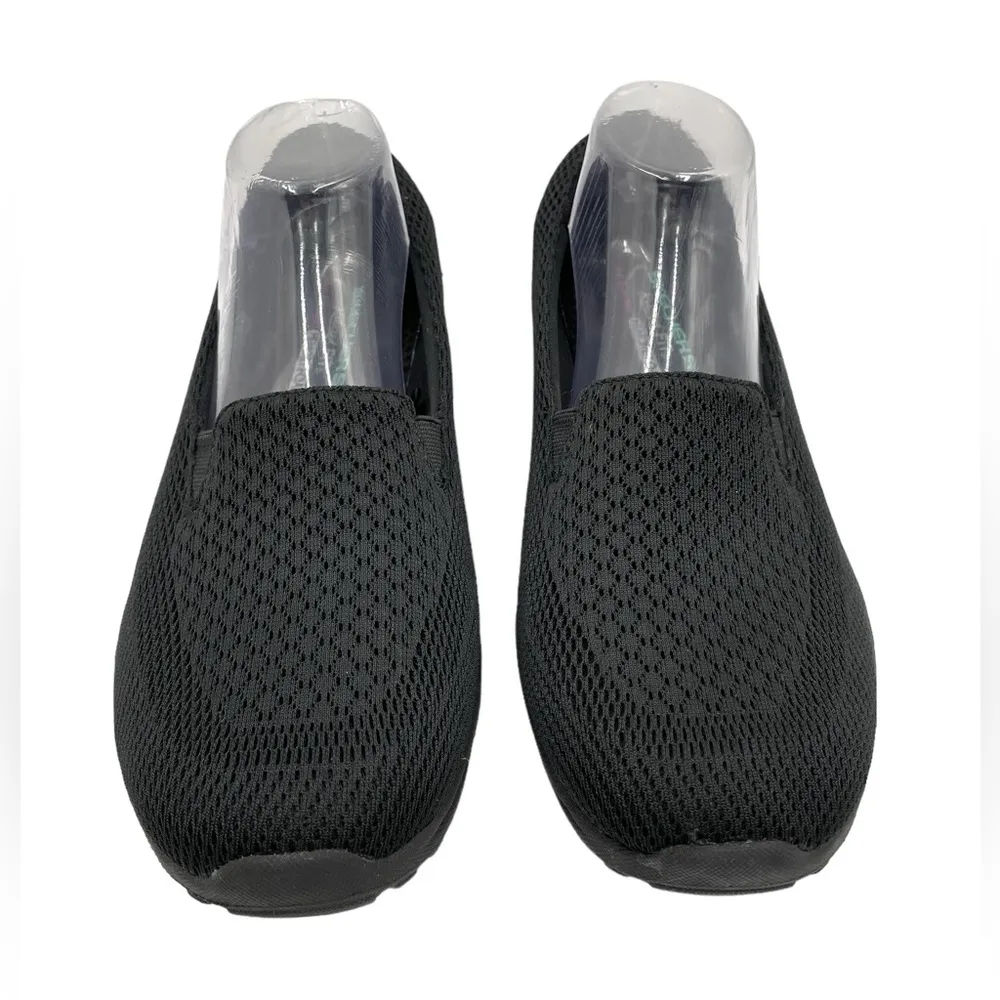 Skechers Women’s Relaxed Fit Air Cooled Memory Foam Slip On Shoes Black Size 9.5 - Image 9
