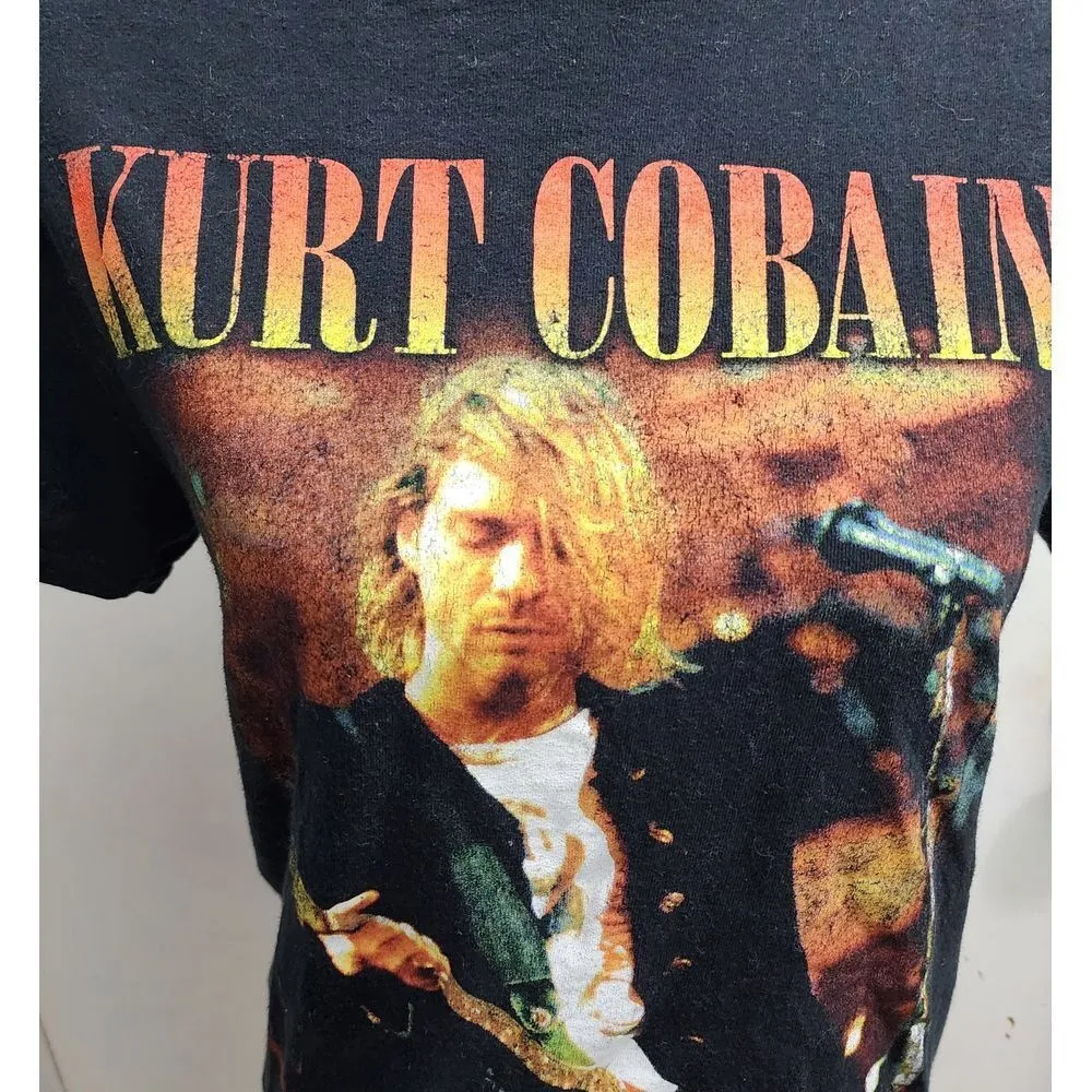 Vintage Kurt Cobain Grunge Rock Band Graphic T - Image 2