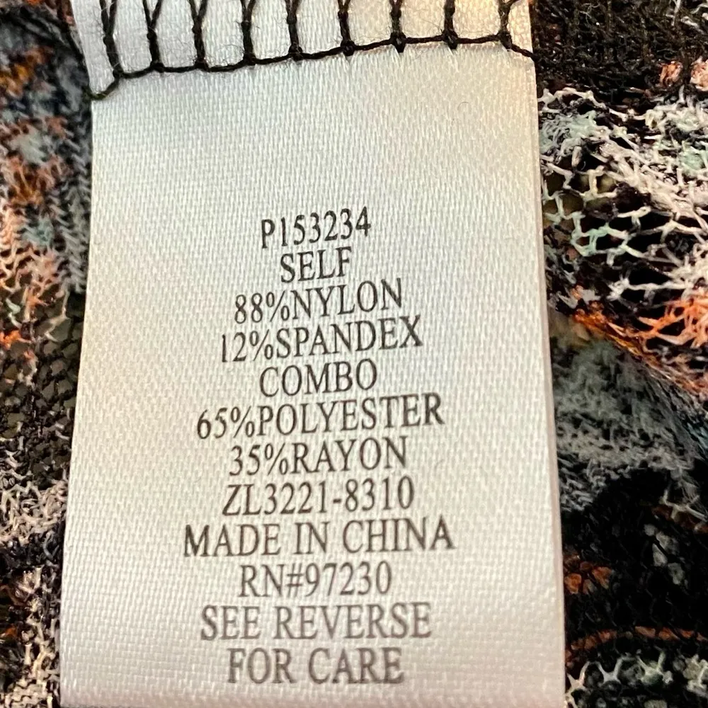 Almost Famous High Low Top NWT - Image 4