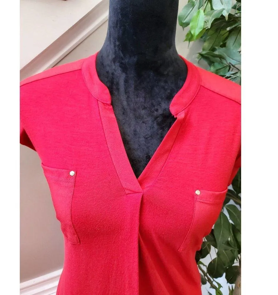 Calvin Klein Women's Red Solid Rayon V-Neck Short Sleeve Top Blouse Size Small - Image 3
