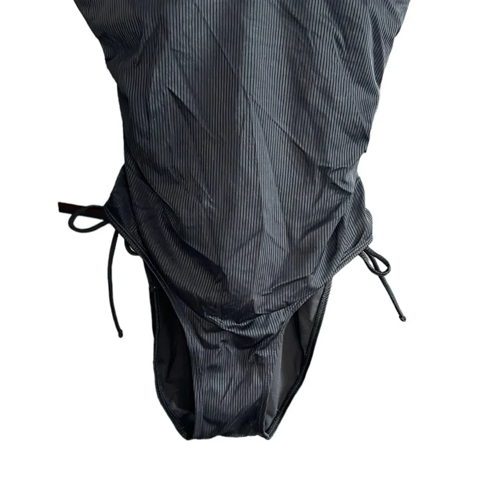 Time and Tru side ruching one piece swimsuit - Image 8