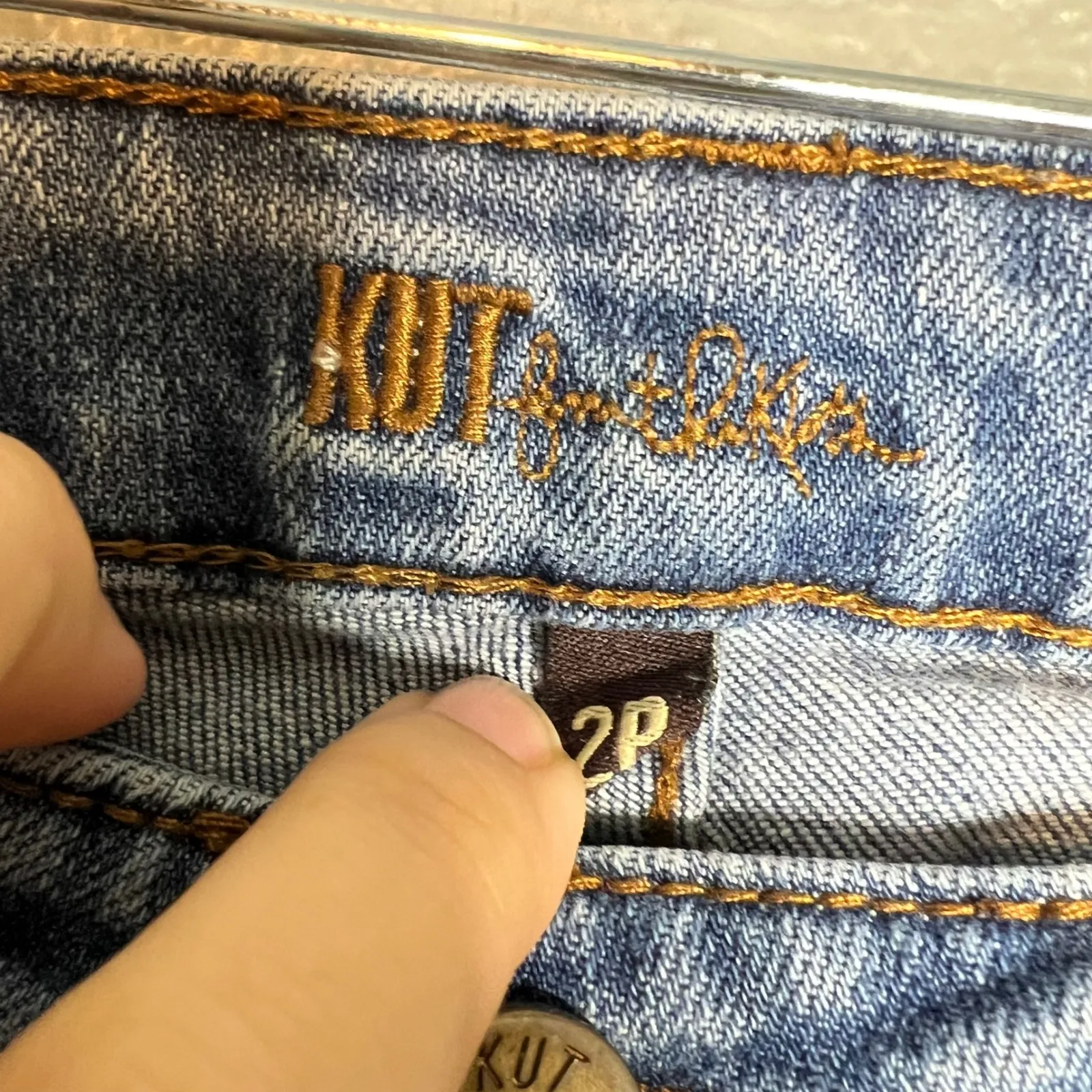 Kut From The Kloth Distressed Boyfriend Jeans Sizw 2P 2‎ Petite Crop Ripped - Image 2