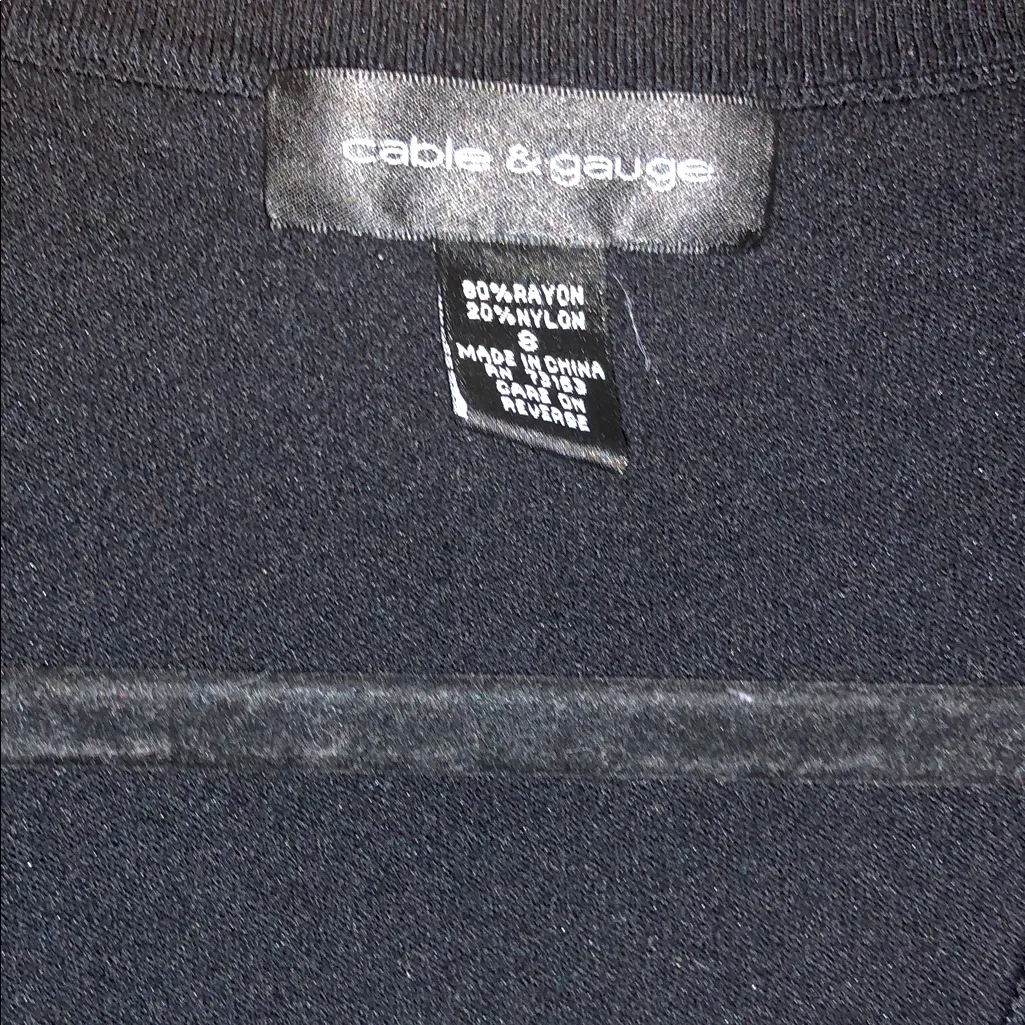Cable & Gauge Women’s Black Button Front Sweater. Size S - Image 2