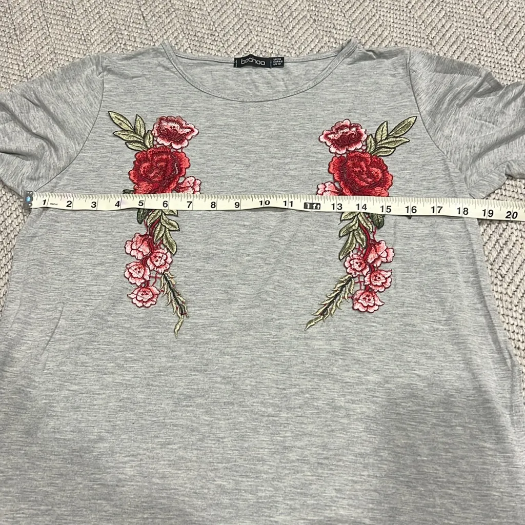 Gray Long Sleeve Top with Floral Embroidery - Image 3