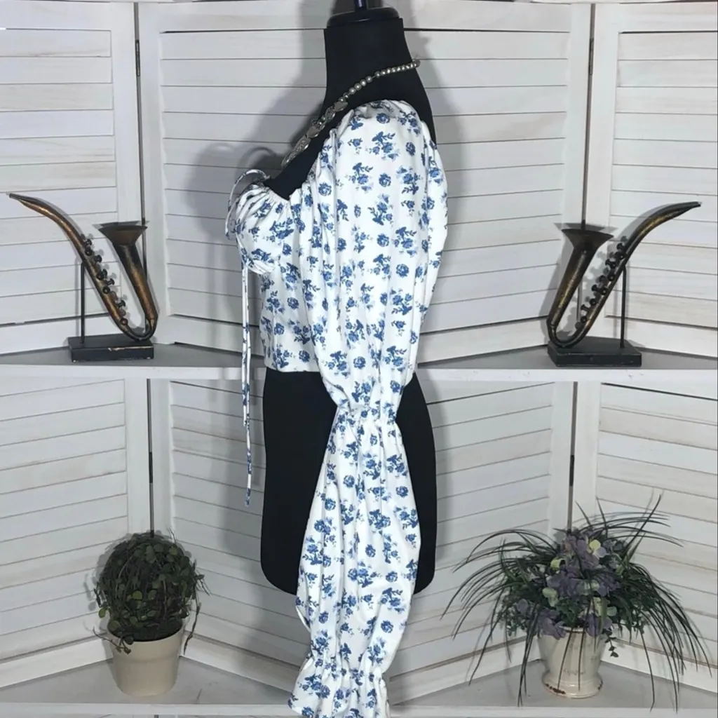 Vintage Y2K boho Cropped Top Tie Front Trumpet Sleeves Floral Blue & White M Size M - Image 6