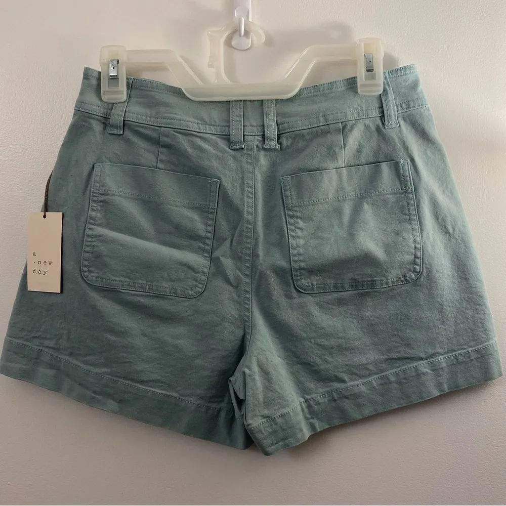 NWT chino stretch shorts - Image 2