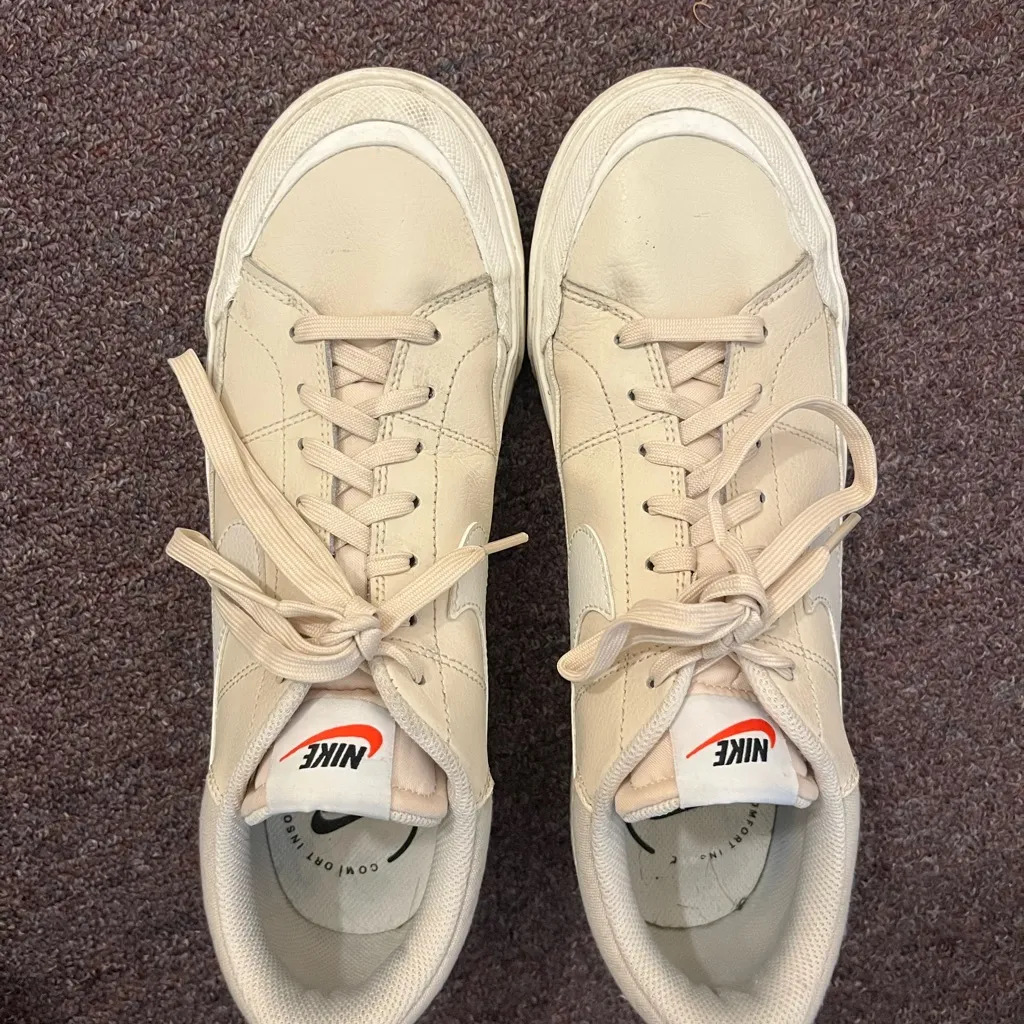 Nike Women's Court Legacy Lift platform sneakers - Image 6