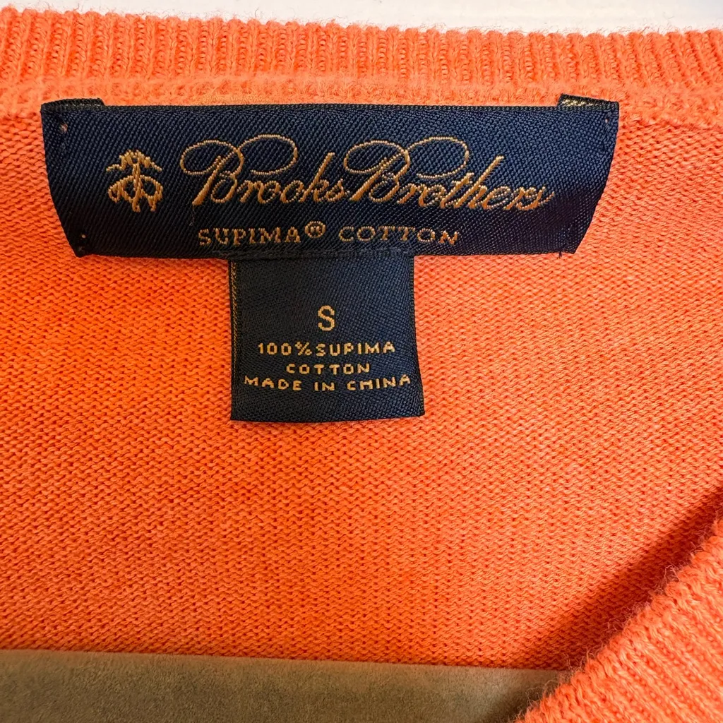 Brooks Brothers Coral Supima Cotton V-Neck Sweater Classic Preppy Size Small - Image 4
