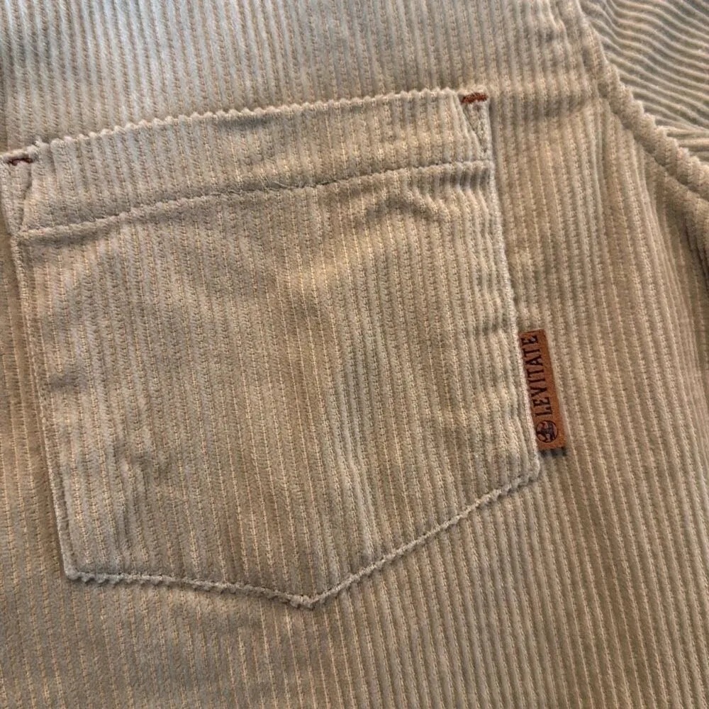 Levitate clothing Camden NWOT 2021 green corduroy jacket size small - Image 11