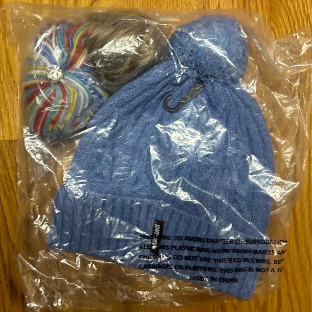 Loft Light Blue Interchangable Pom Poms - NWT - Image 2