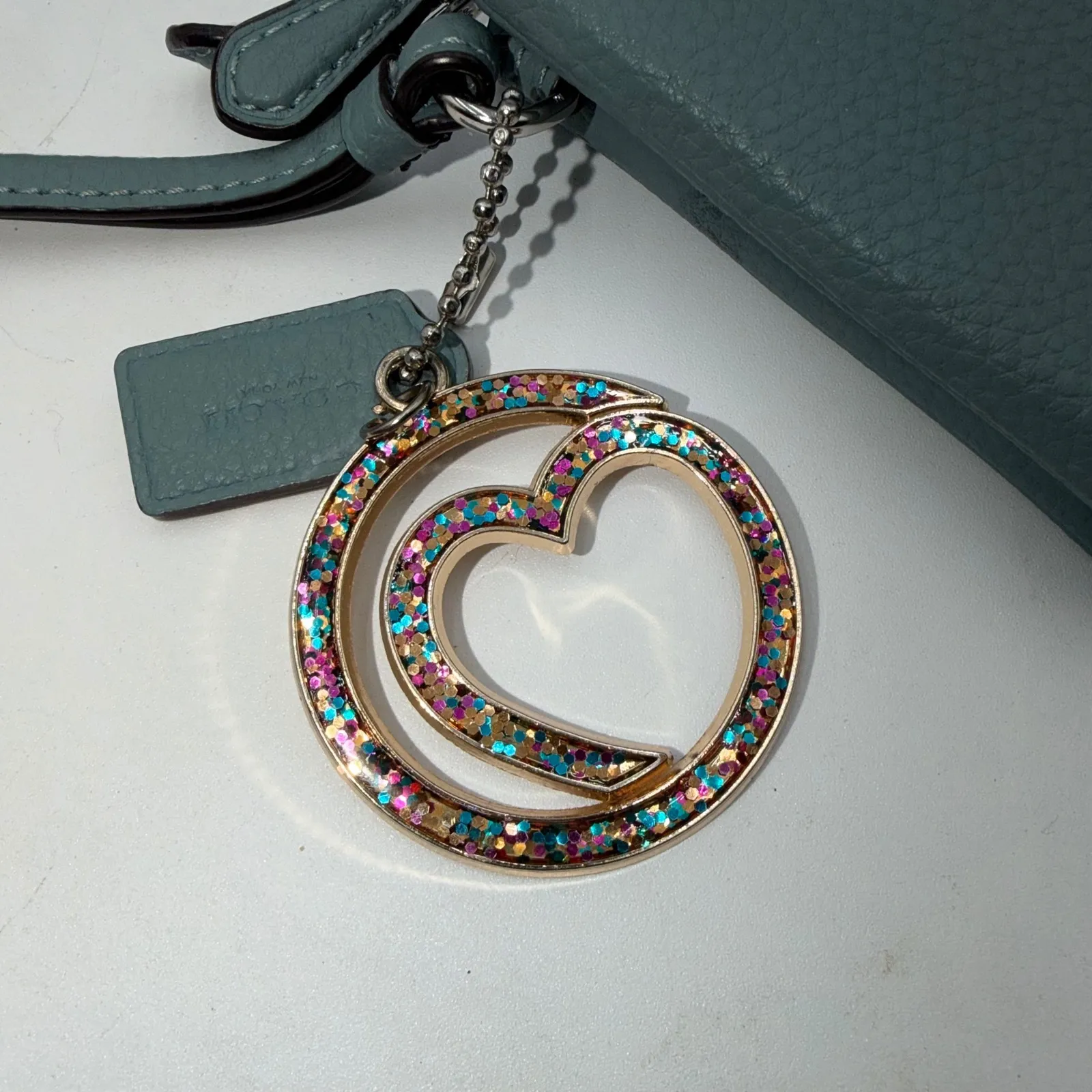 Coach Double Zip Wristlet Teal Pebble Leather Heart Charm Pouch Card Holder - Image 5