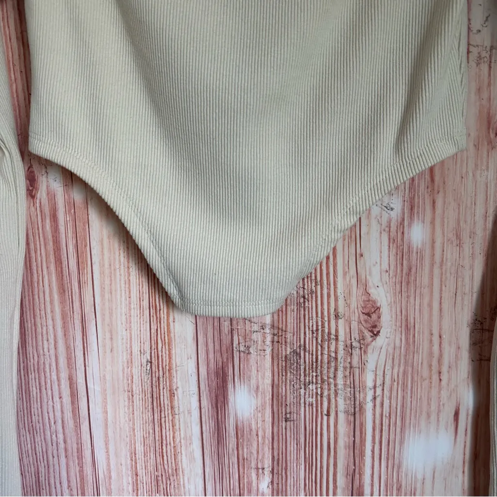 Tic Toc Mata Ribbed Beige Long sleeve Crop Top - Image 3
