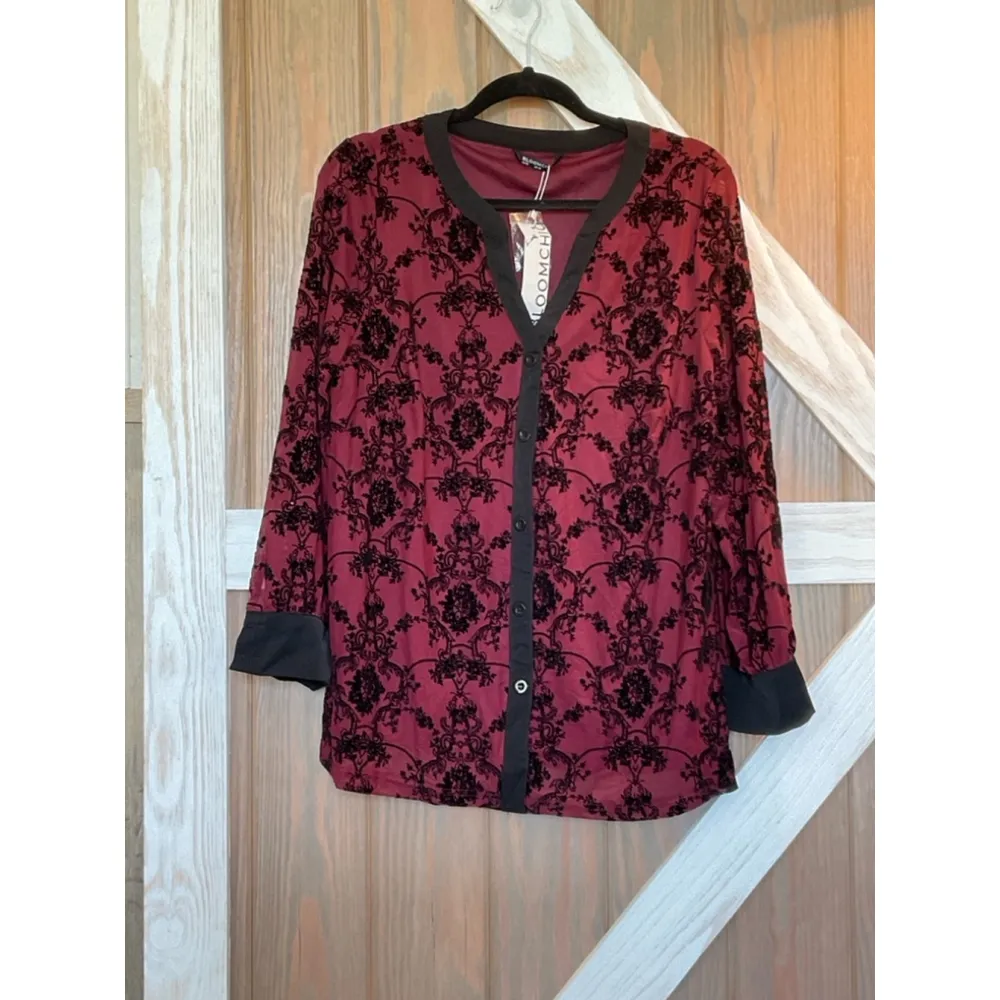 BloomChic Red and Black Print mesh Top Size 10 - Image 4