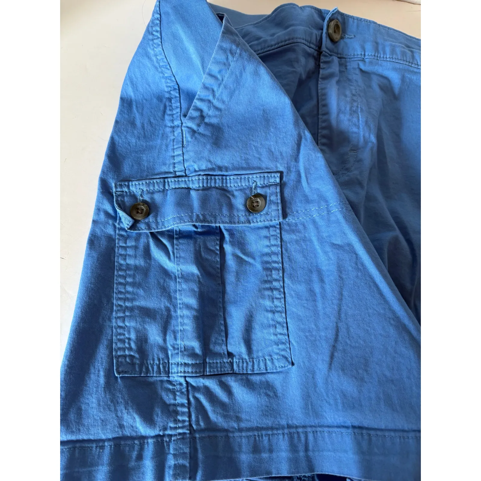 Lee cargo skort blue size large excellent pre-owned condition - Image 12