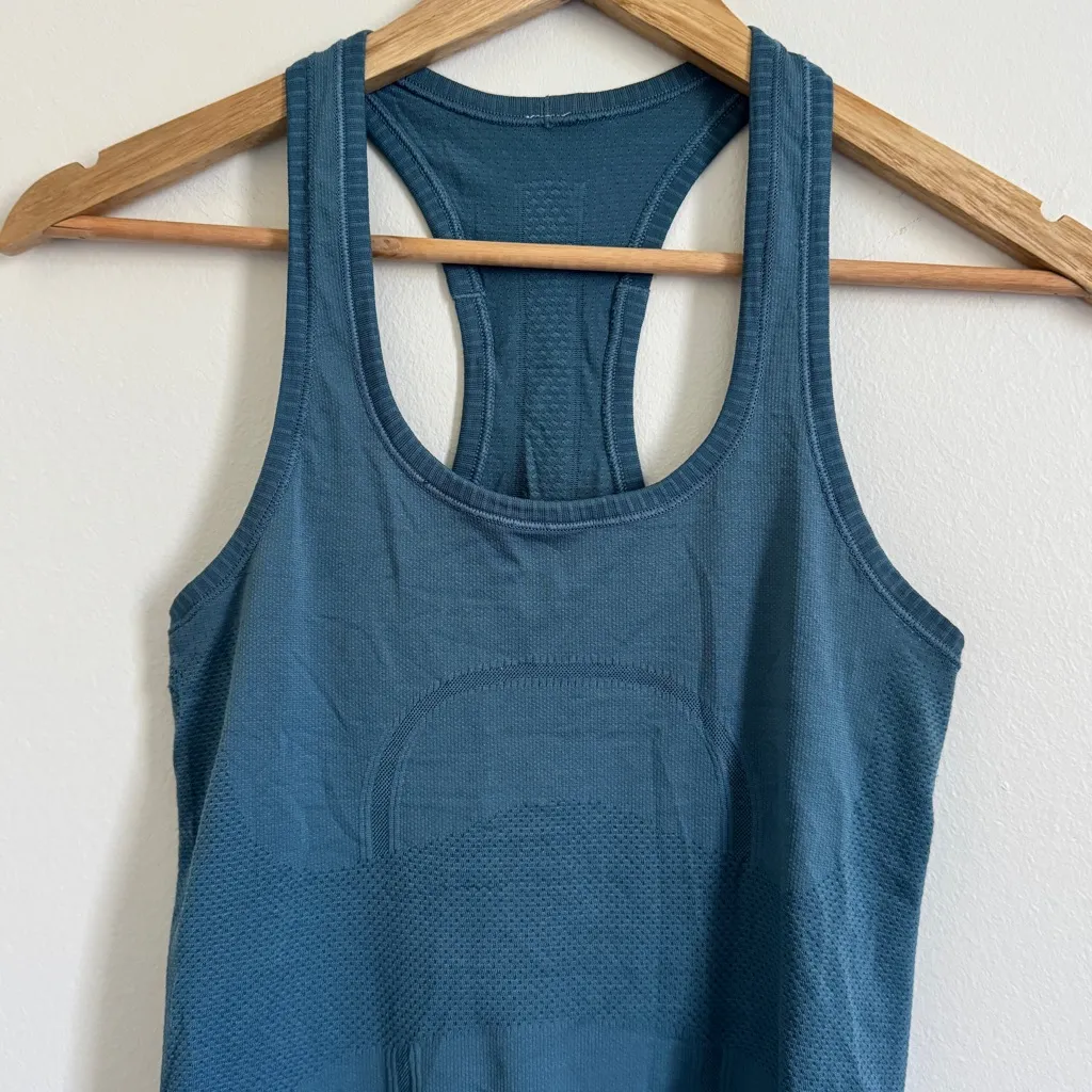 Lululemon Swiftly Tank Top Size 2 Blue - Image 3