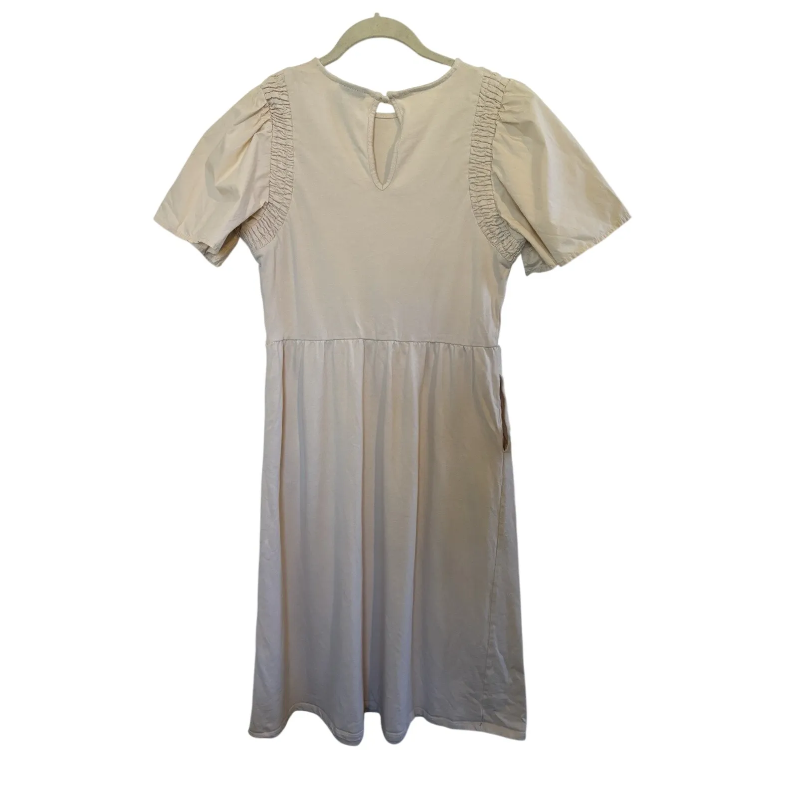 Who What Wear Beige Short Sleeve Dress Size Medium Cottage Pockets Minimalist - Image 2