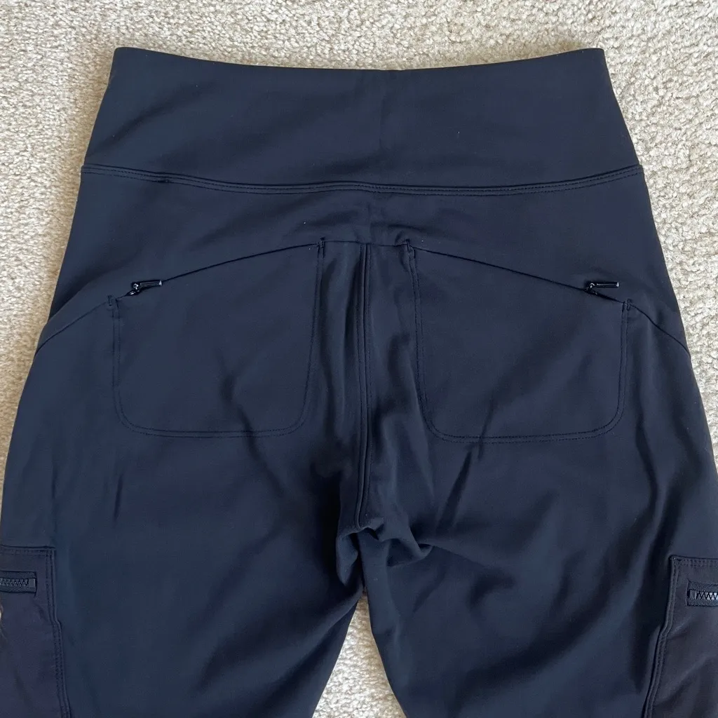 Athleta Headlands Hybrid Cargo II Tight Leggings in Black Women’s 2 Petite - Image 5