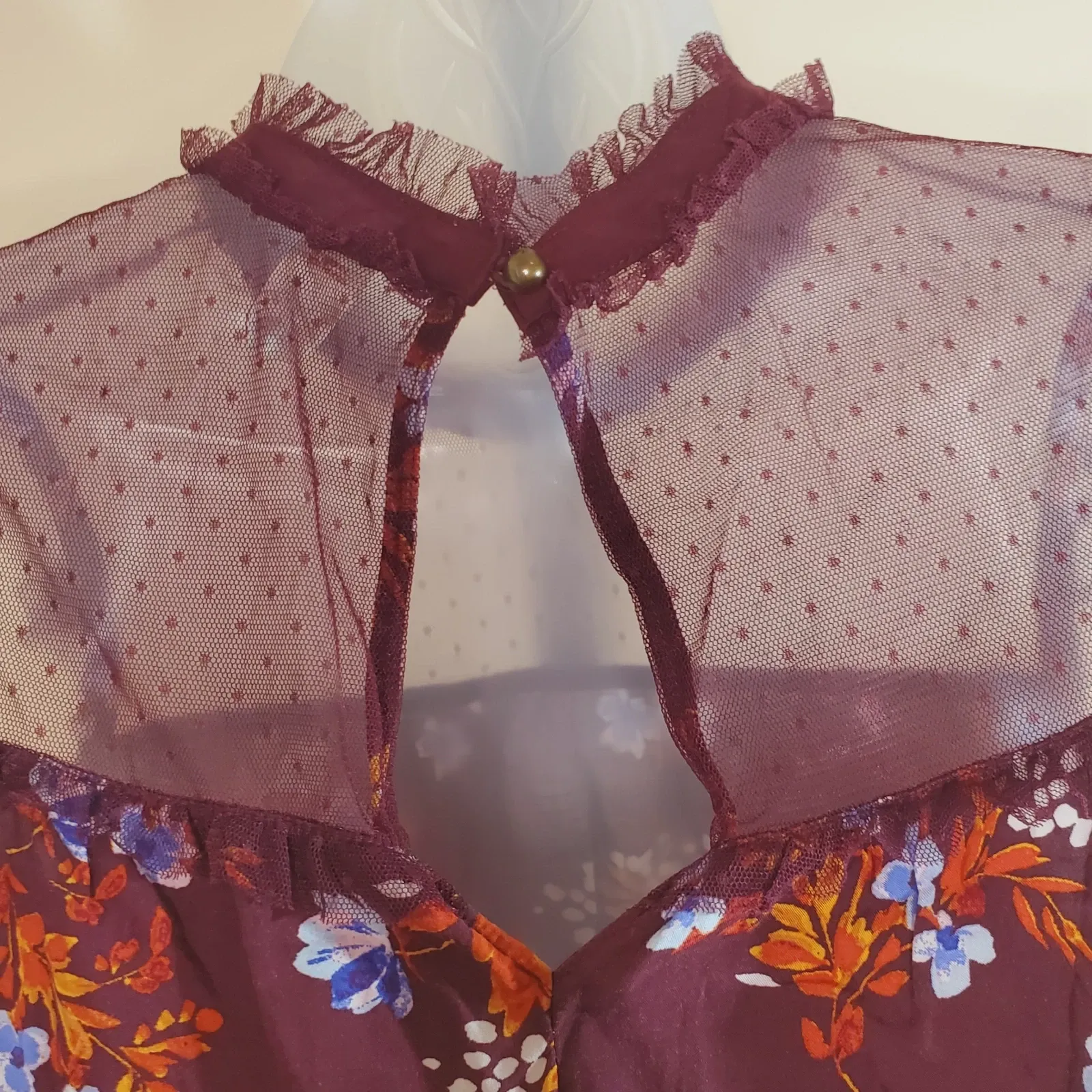 Arizona Brown Red Floral Sleeveless Shirt With Lace - Image 5