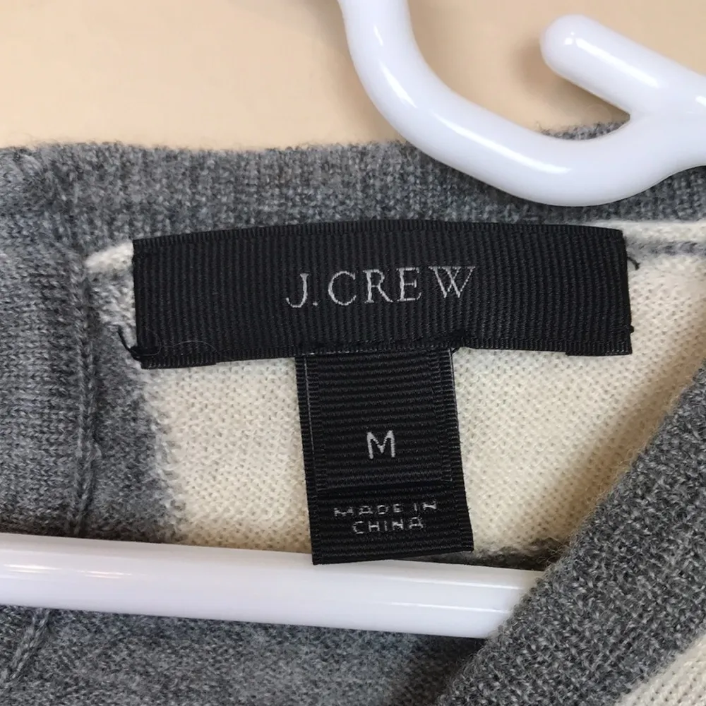 J. Crew Women’s Merino Wool Knit Bib Collar Design Gray Cream 7/8 Sleeve Sweater - Image 6