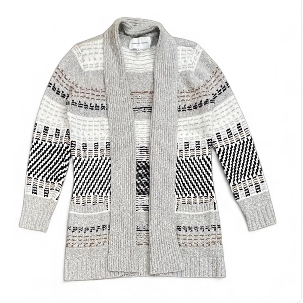 Cupcakes and Cashmere Grey Open Cardigan with Front Pockets Size Small Gray - Image 2