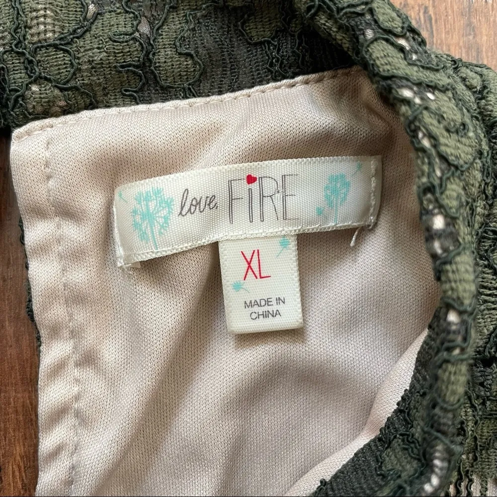 LOVE FIRE forest green lace top, size XL - Image 12