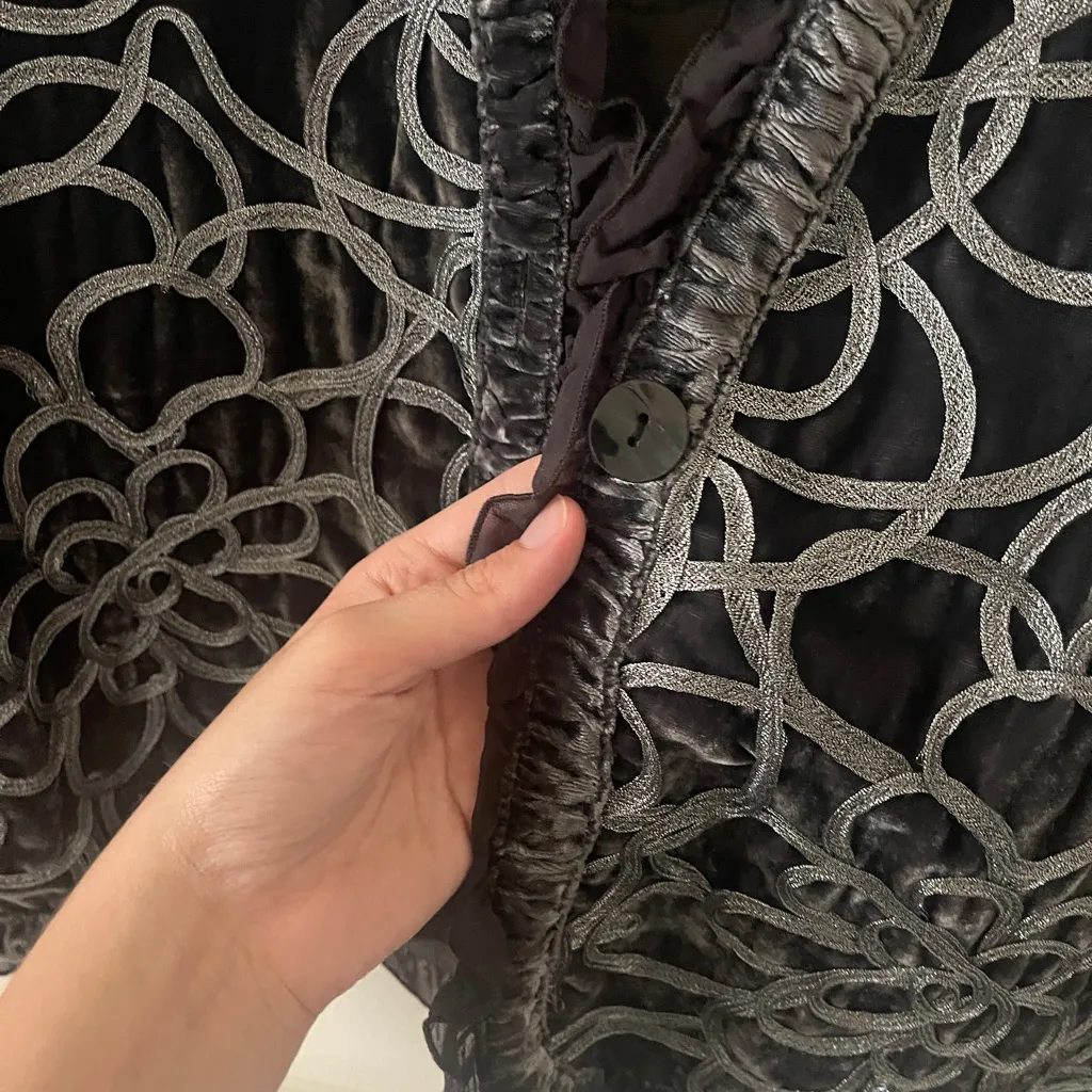 VTG CHICO Grey Metallic floral JACKET Blazer Bohemian Ruffle Artisan Sz 2 - Image 3