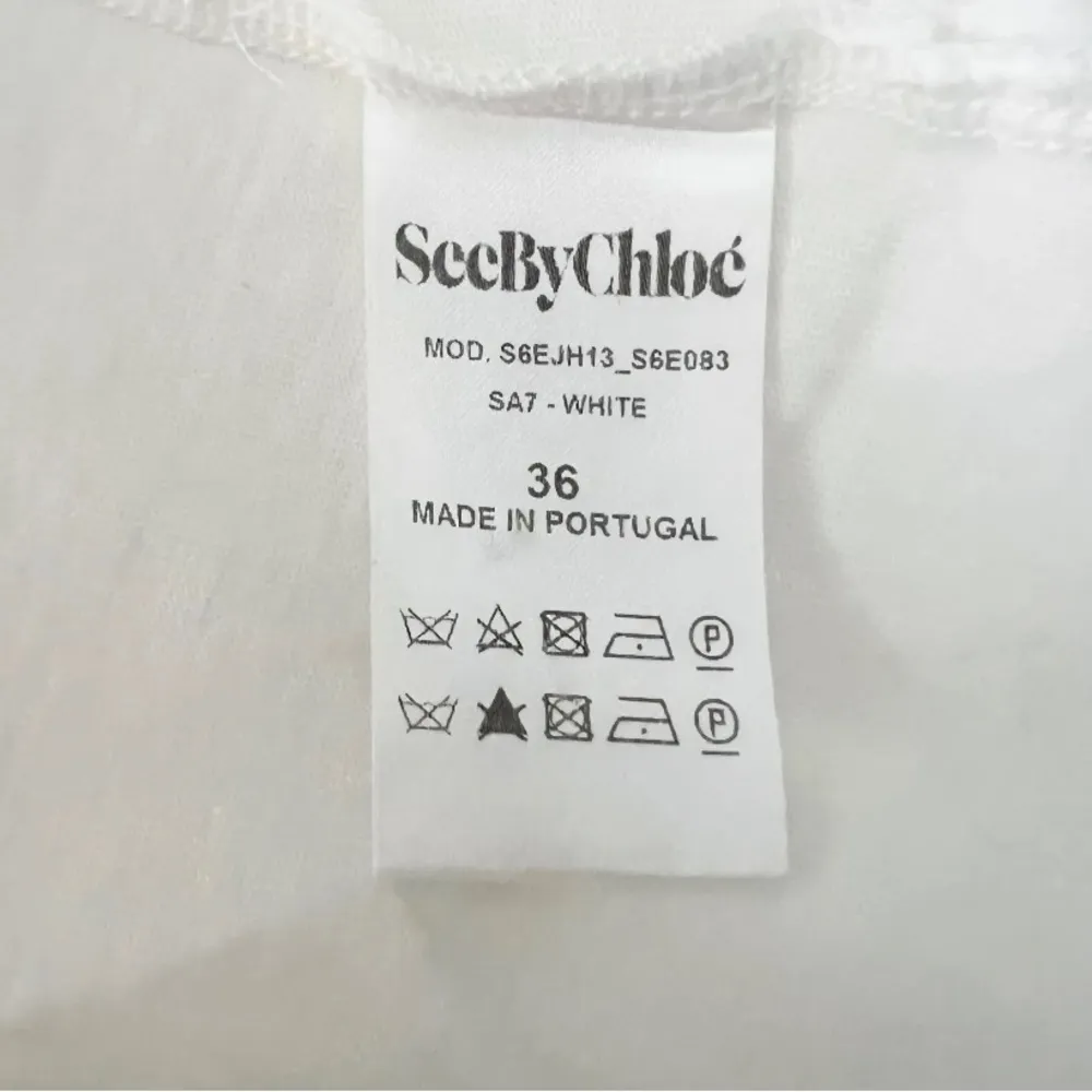 Cold Shoulder Top with Ruffled Sleeves - excellent condition! - Image 3