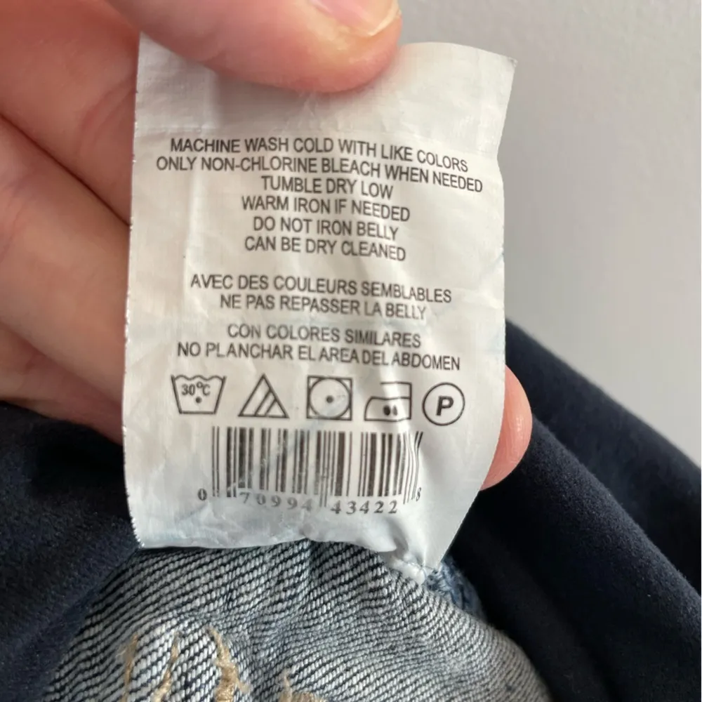 Indigo Blue Maternity Shorts Size Medium - Image 7