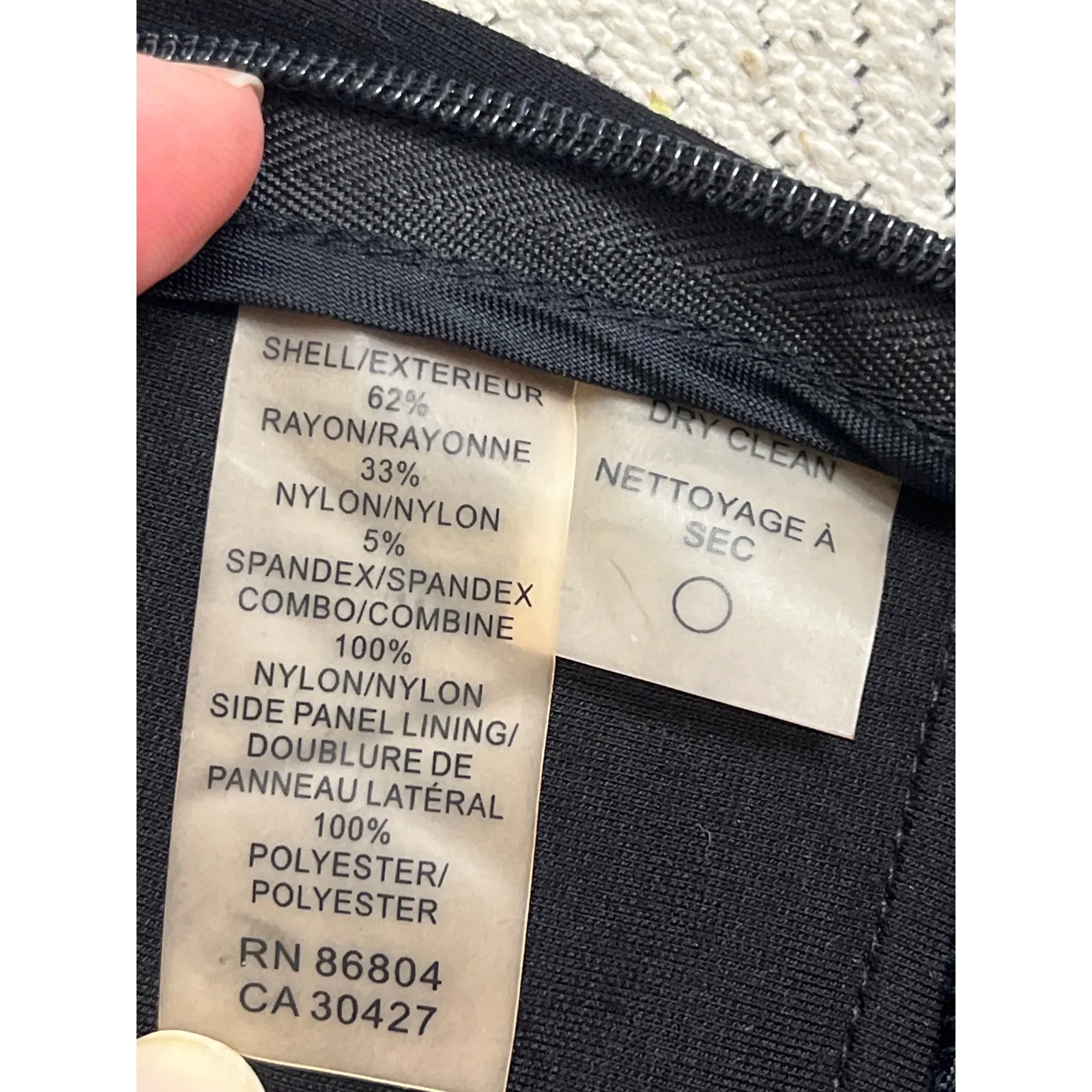 Magaschoni New York Bodycon Ponte dress with lace inserts, size 6 - Image 6