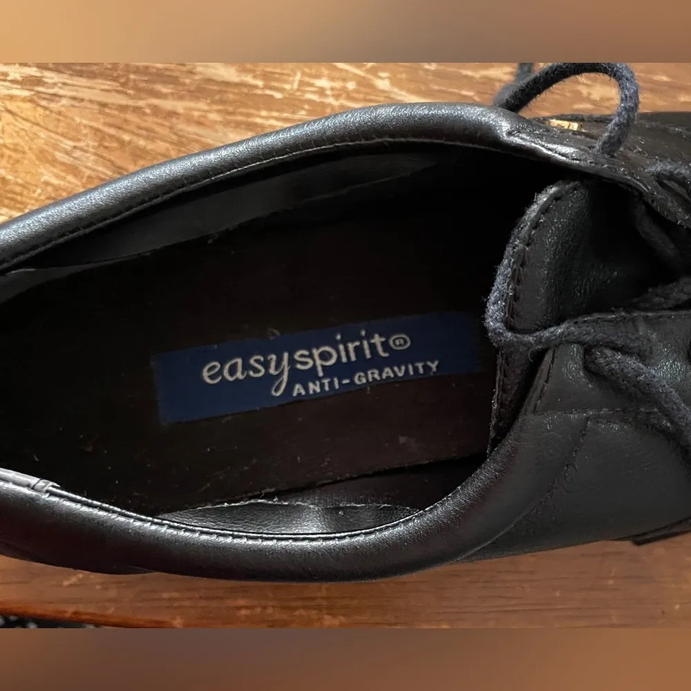 Women’s Easy Spirit Motion Leather Upper Balance Man Made Lightweight lSneaker - Image 7