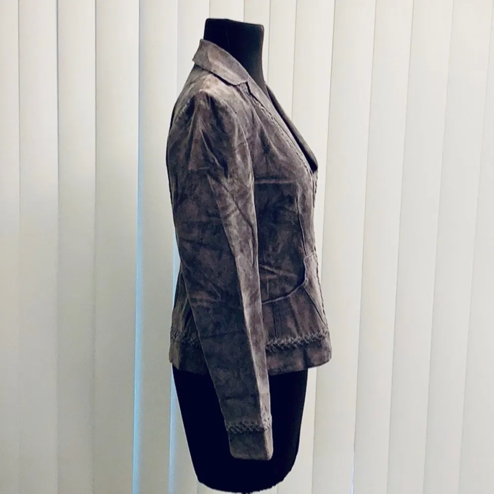 AK Anne Klein gray suede blazer. - Image 3