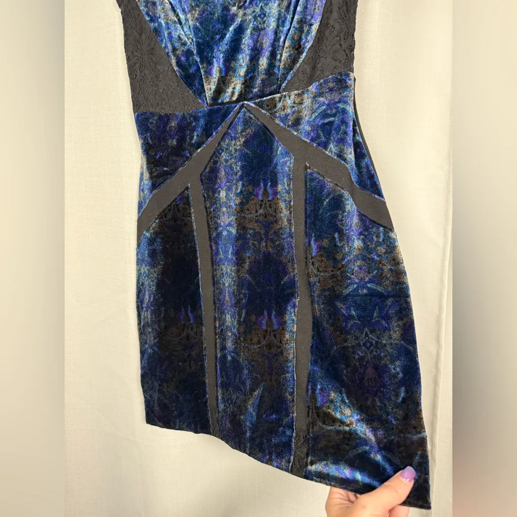 Urban Outfitters Ecoté Blue and Black Velvet Lace Mini Dress Small - Image 6