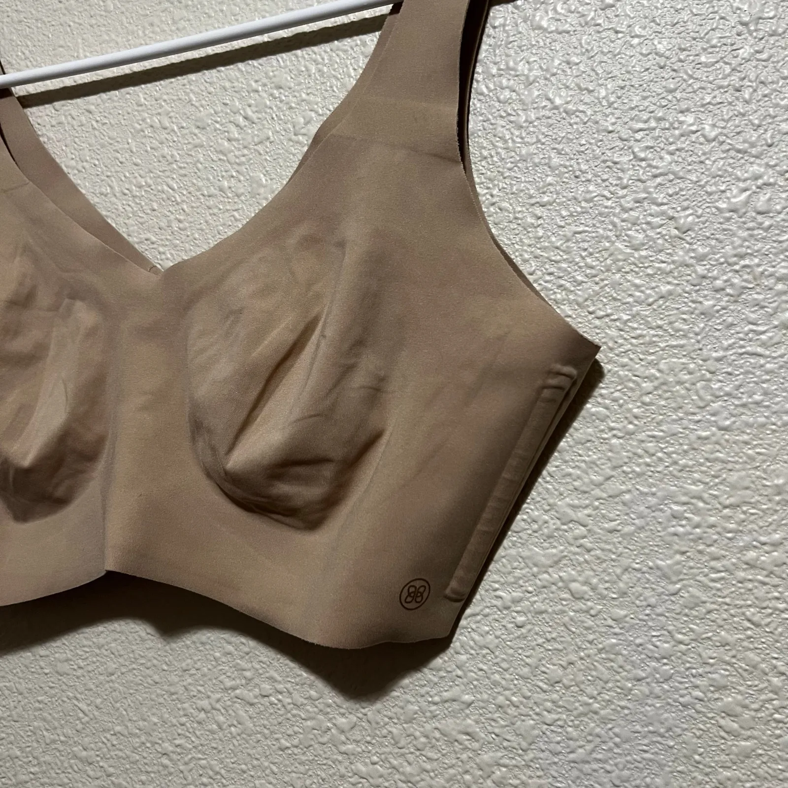 Honeylove softform seamless v neck bra bralette in tan nude MEDIUM - Image 2