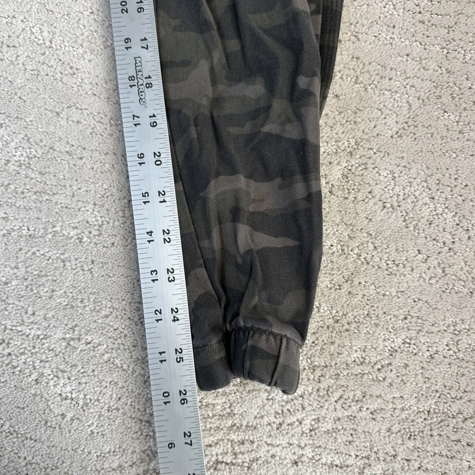 Women's Athleta Size 2 Farallon Pant Jogger Camo Sweatpants - Image 3