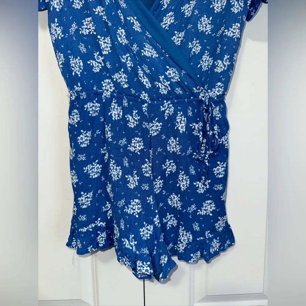 One Clothing Robe Style Floral Romper S - Image 5