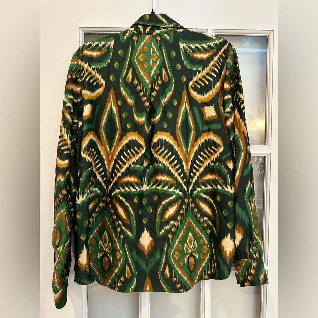 FARM Rio Pineapple Ikat Button Down Blouse Shirt Size Medium
M Like New! - Image 6