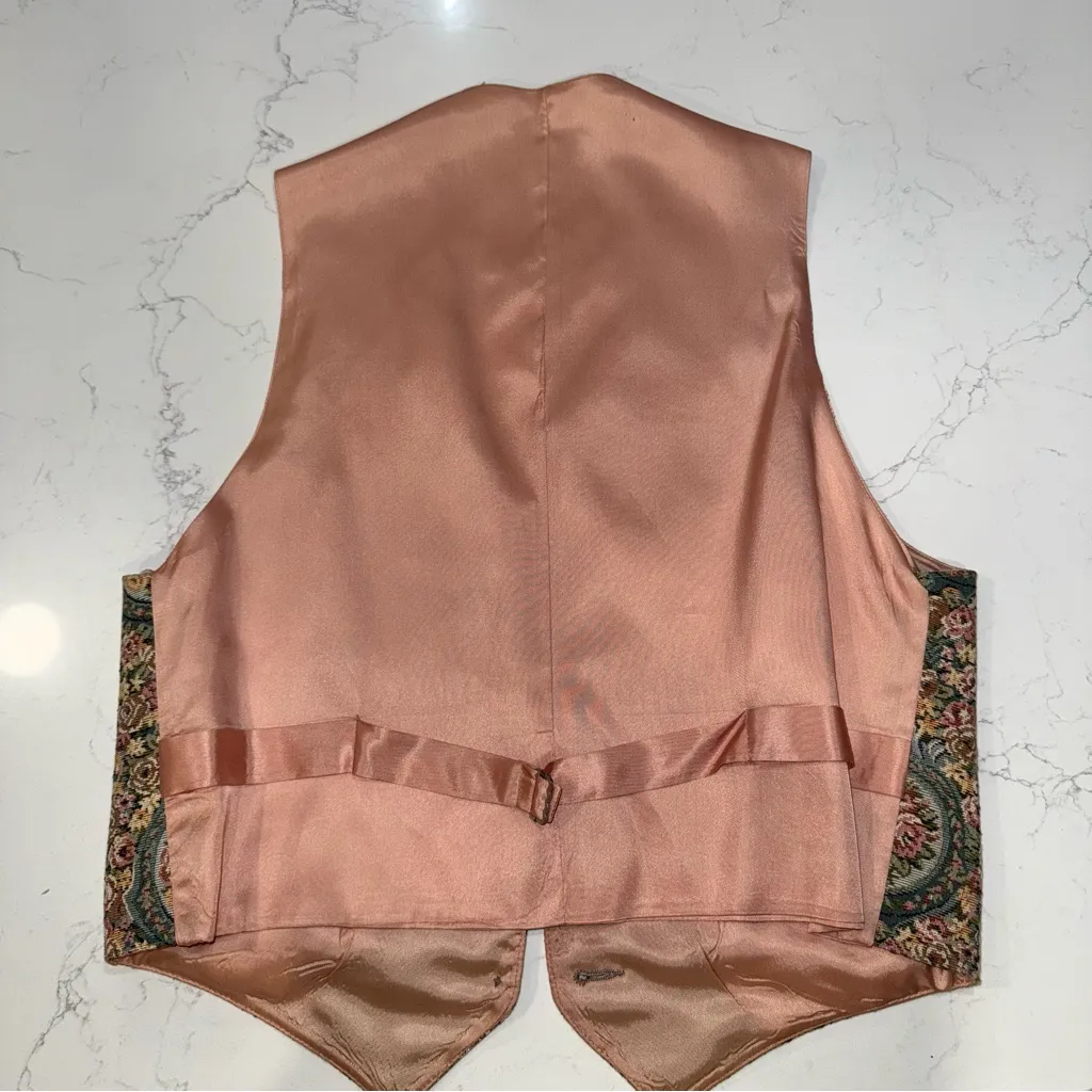 Vintage Bushwacker Rose Floral Tapestry Vest Green Peach Satin Back Large EUC Orange - Image 2
