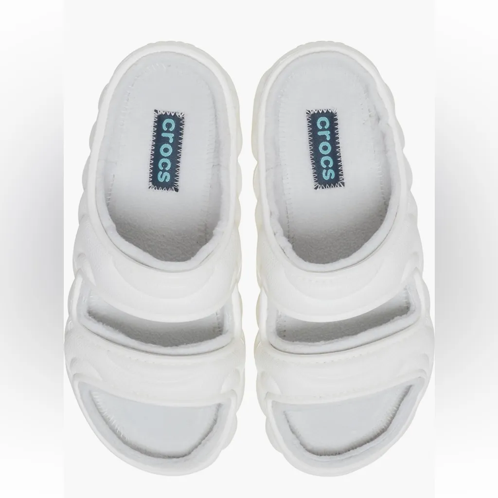 NWT Crocs Unisex Classic cozzzy overpuff sandal in white M-8 W-10 - Image 6