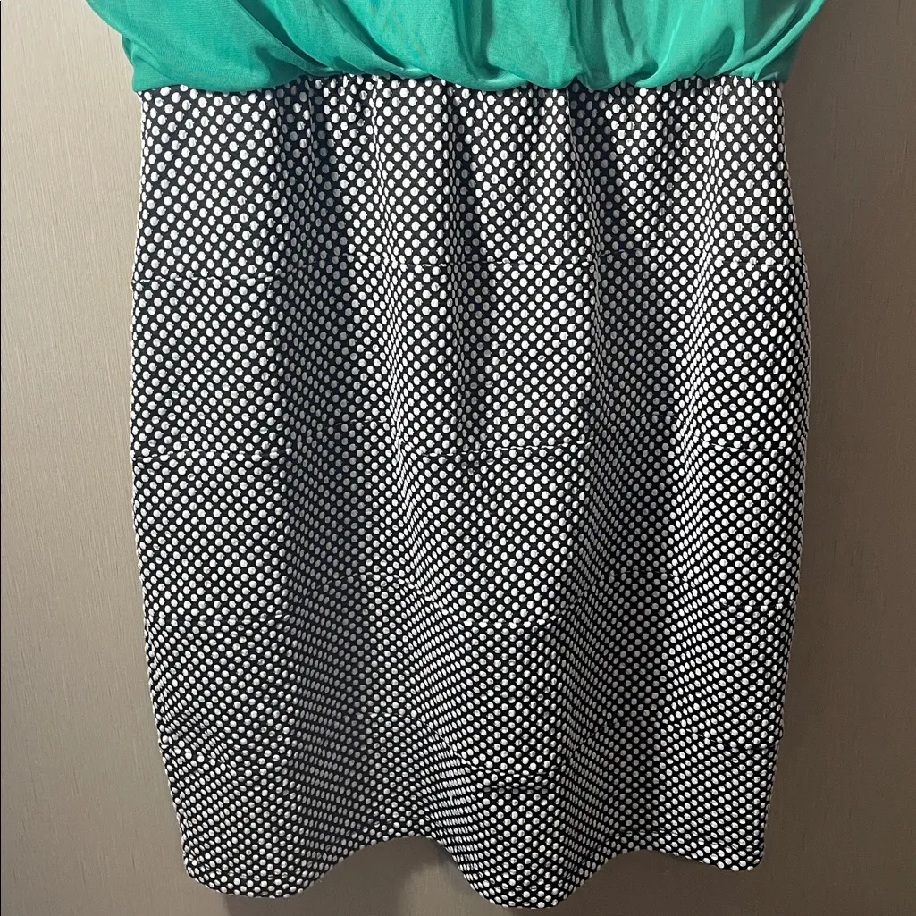 Enfocus 14w Green top Black white printed skirted Mini Dress - Image 4