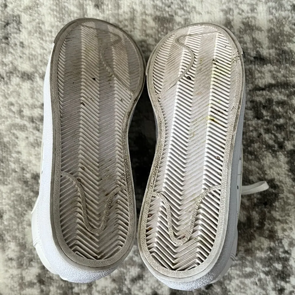 Women’s Nike Blazer Mid '77 Triple White - Image 10