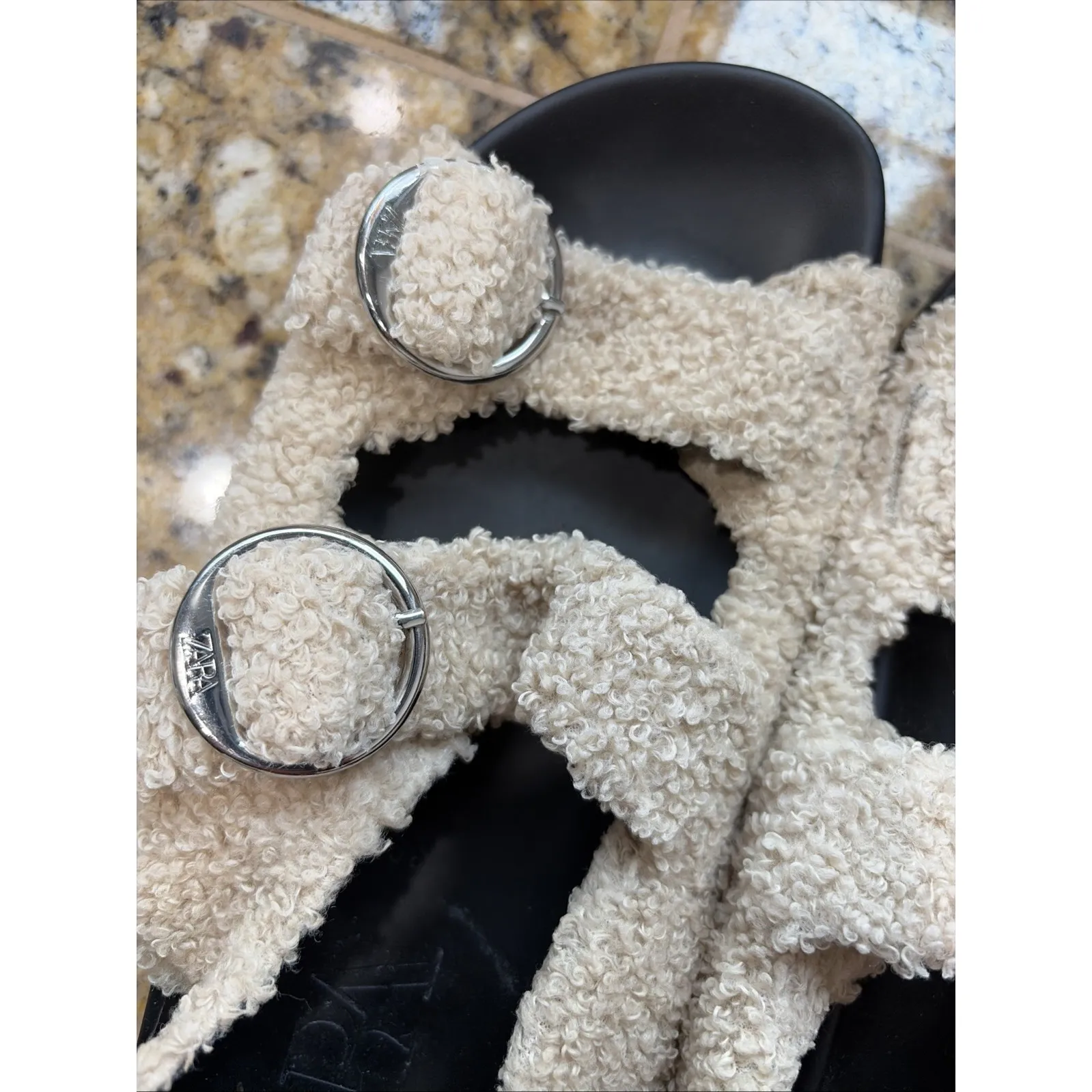 ZARA Beige Sherpa Faux Fur Lined Strap Buckle Sandals Shoes Unisex Womens 39 / 9 - Image 4
