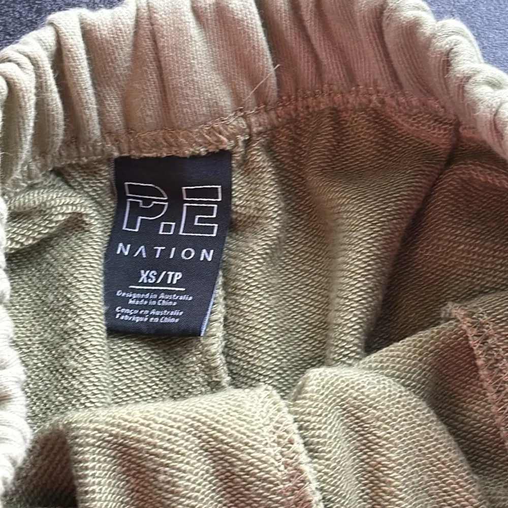 P.E Nation Australia Sweatshorts Green Size XSmall - Image 3