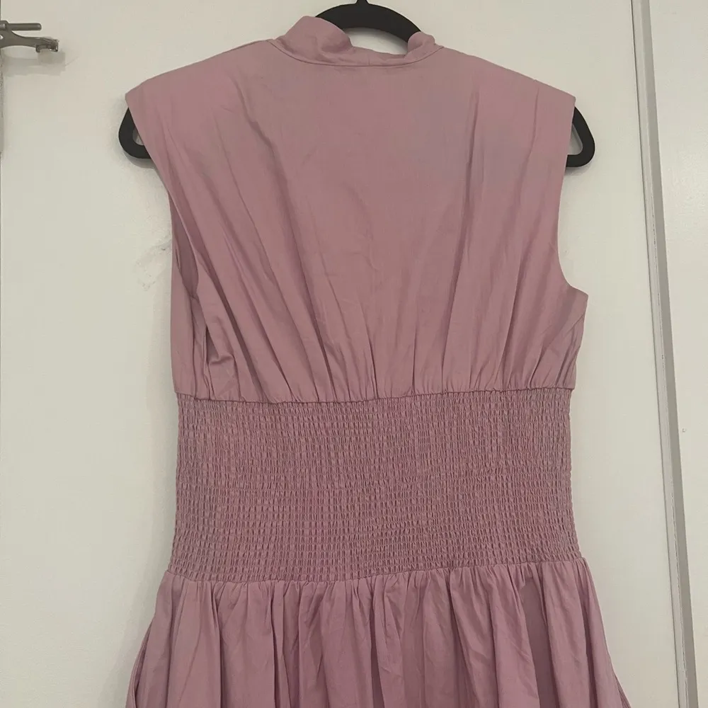 The Tommie Cap-Sleeve Smocked Front-Zip Shirt Dress Lilac - Image 6