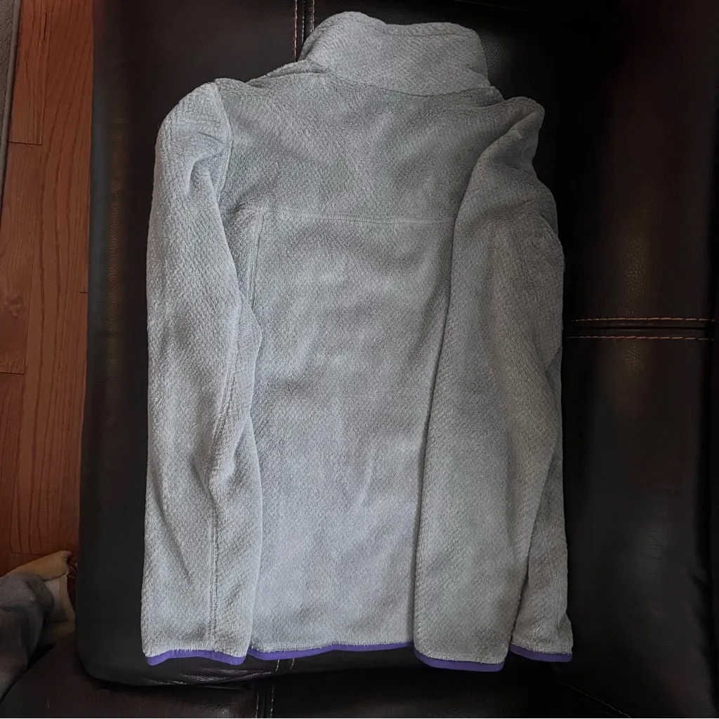 Patagonia Gray and Purple Fleece Pullover - Image 2