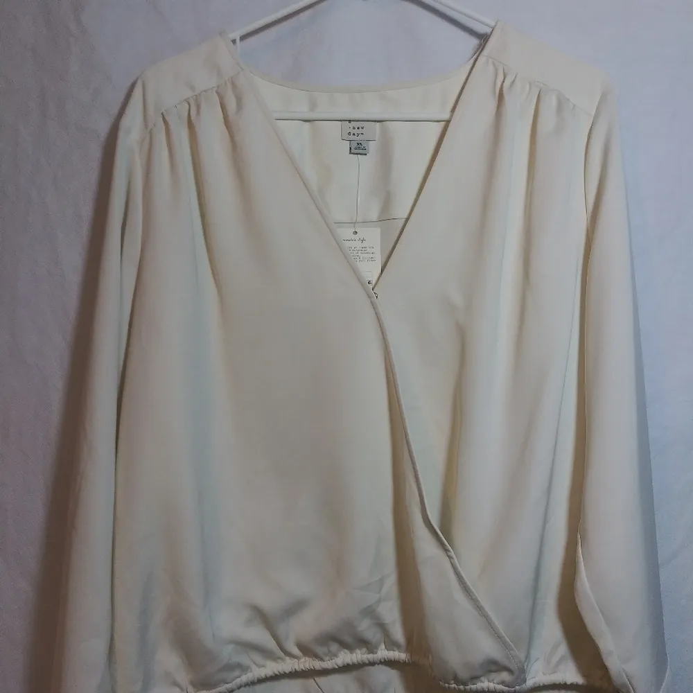 A New Day Elegant Satin Wrap Cream Long Sleeve Top Office Career Size XL - Image 3